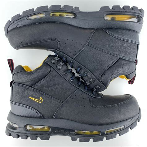 Nike Air Max safety boots